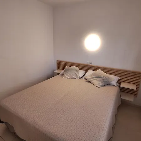 Apartment Grecia 200 Meter From Lestartit